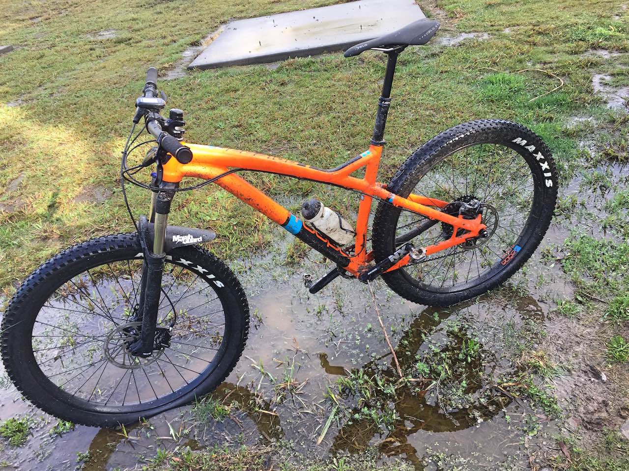 Vtt lapierre edge 327 hot sale